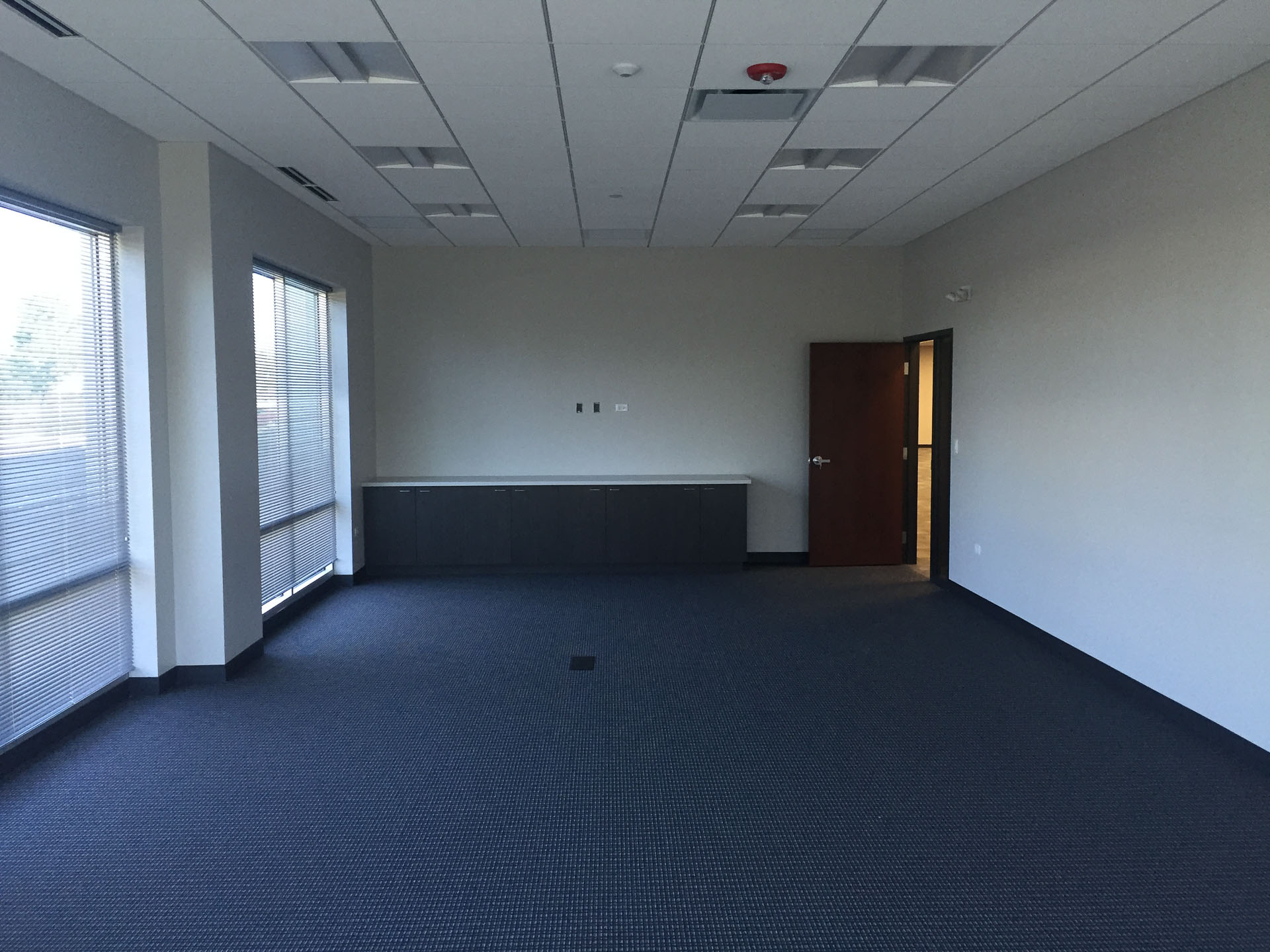 Bolingbrook Corporate Center - 100 E. Crossroads - Bolingbrook, IL-4