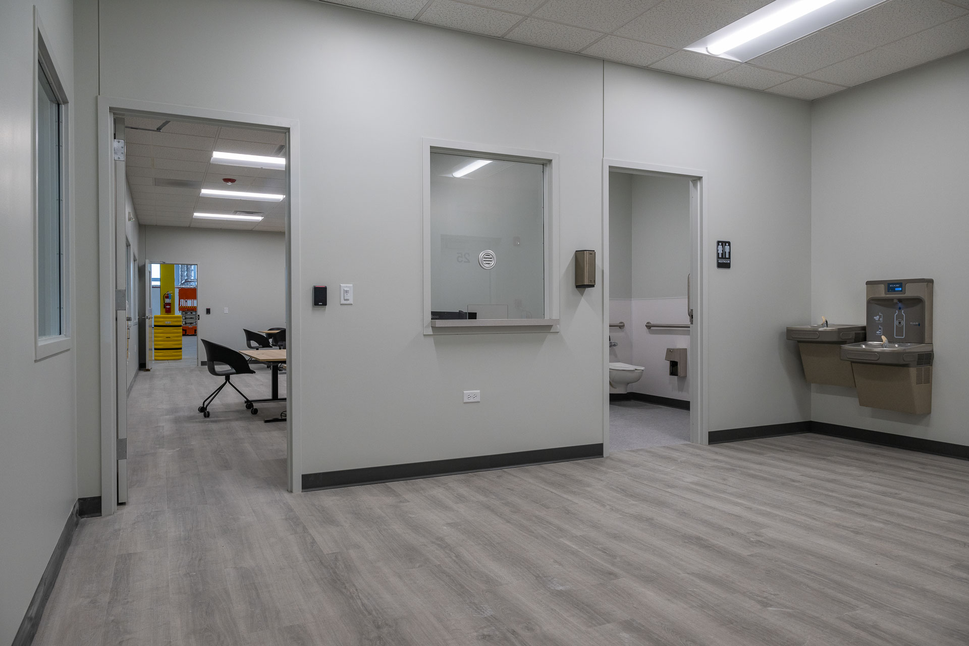 ML Realty - DSV Global Transport & Logistics - Bensenville, IL-08