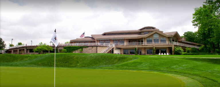 The Ivanhoe Club – Ivanhoe, IL