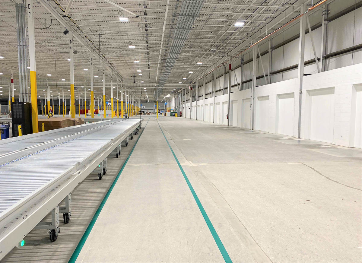 Amazon BOS4 - Milford, MA-7