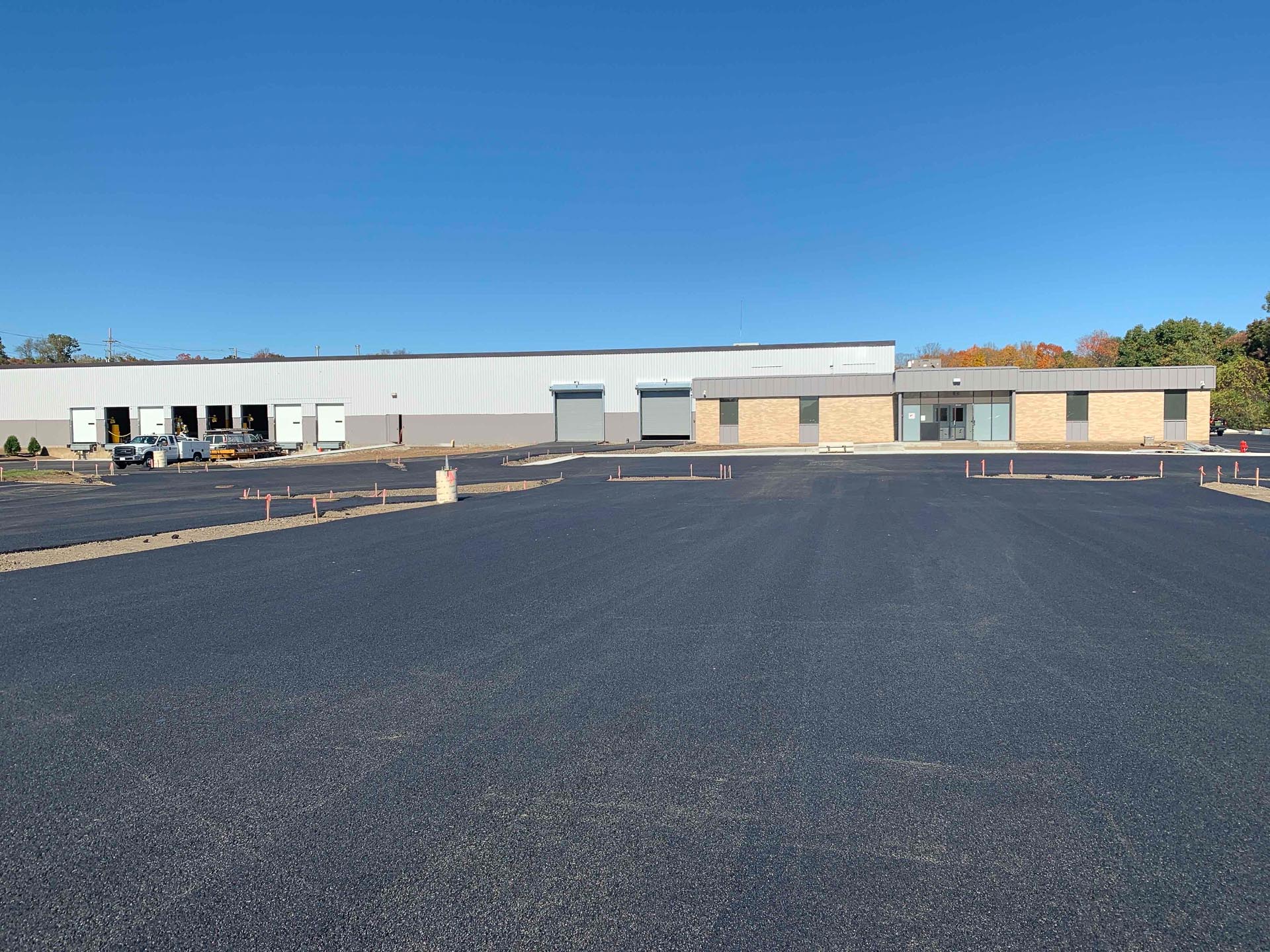 Amazon DBO7 - Holyoke, MA-01