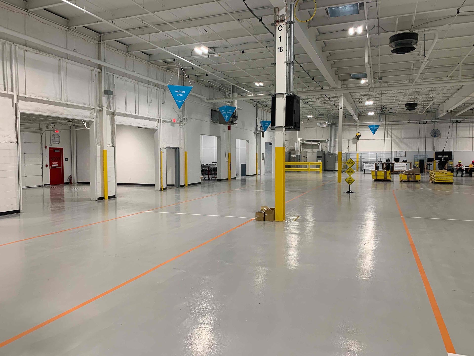 Amazon DBO7 - Holyoke, MA-10