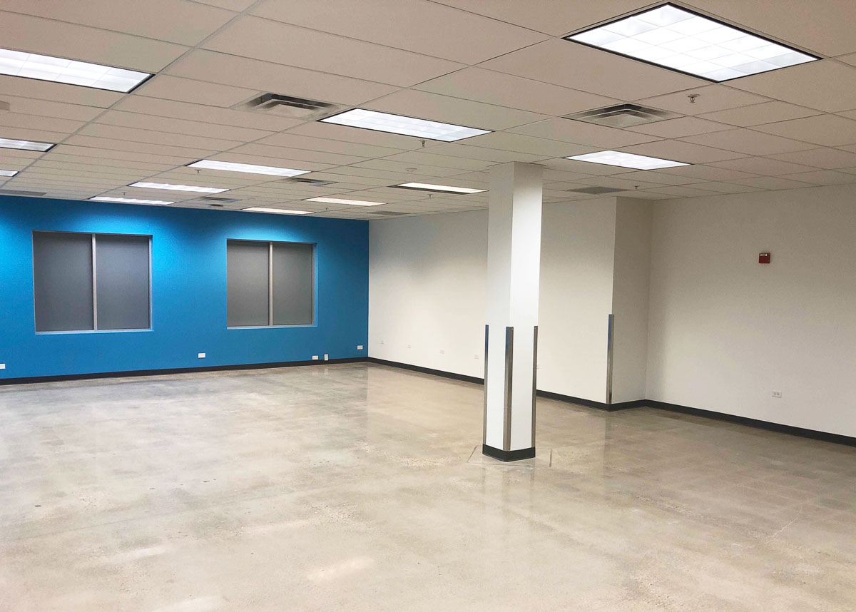 Amazon DCH4 - Mundelein, IL-1