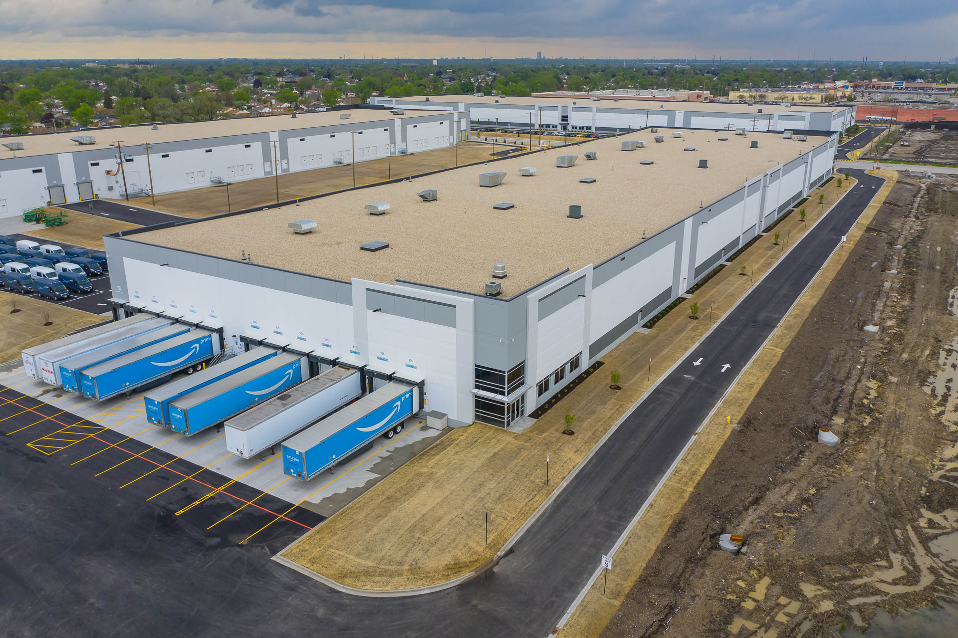 Amazon DCH8 - Melrose Park (6)