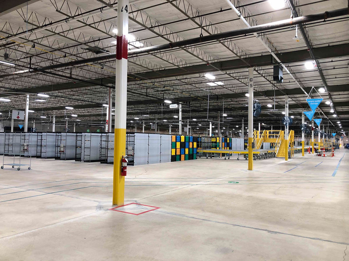Amazon DCH9- Bridgevieww, IL-01