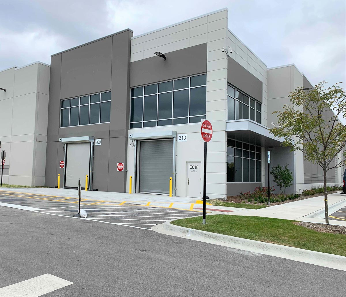 Amazon DIL7 - Skokie, IL-3
