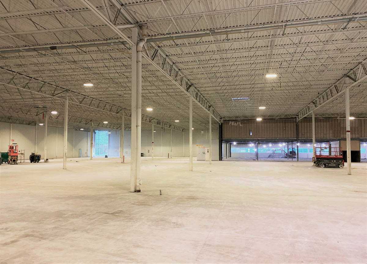 Amazon DMH4 - Canton, MA-2