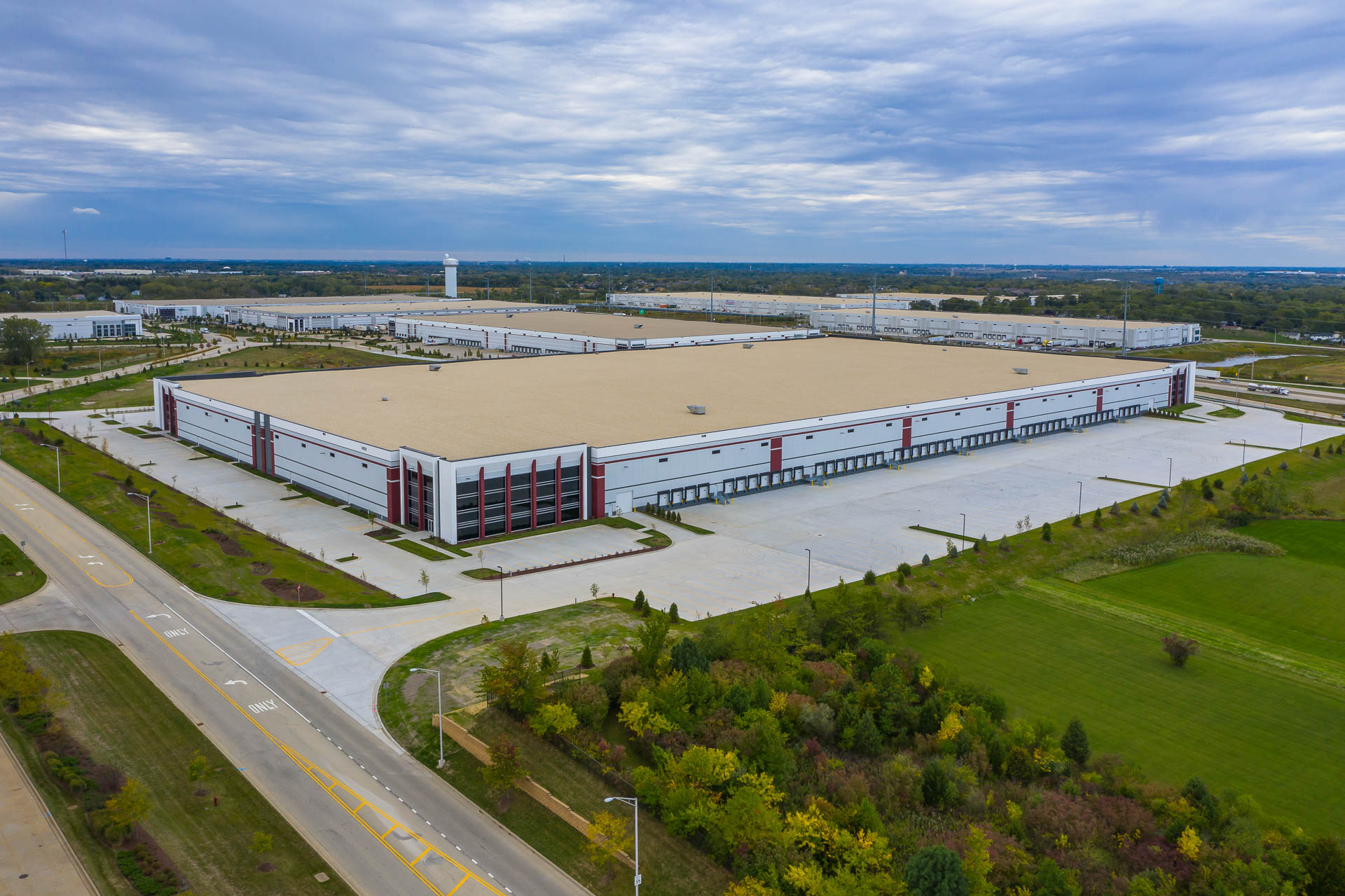 ML Realty - Hertiage Crossing - Building 5 - Lockport, IL-4