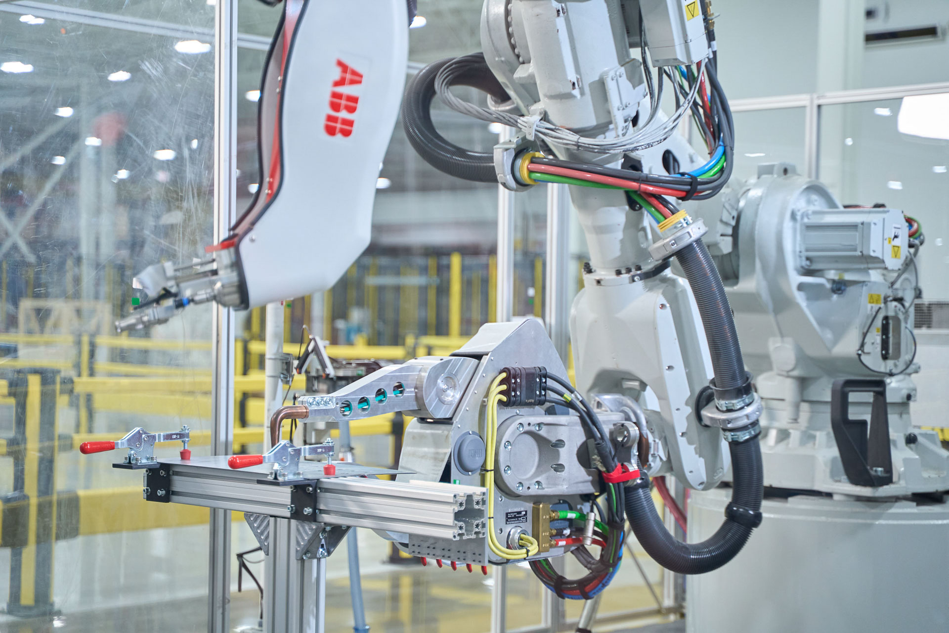 Stream Realty - ABB Robotics - Auburn Hills, MI-01