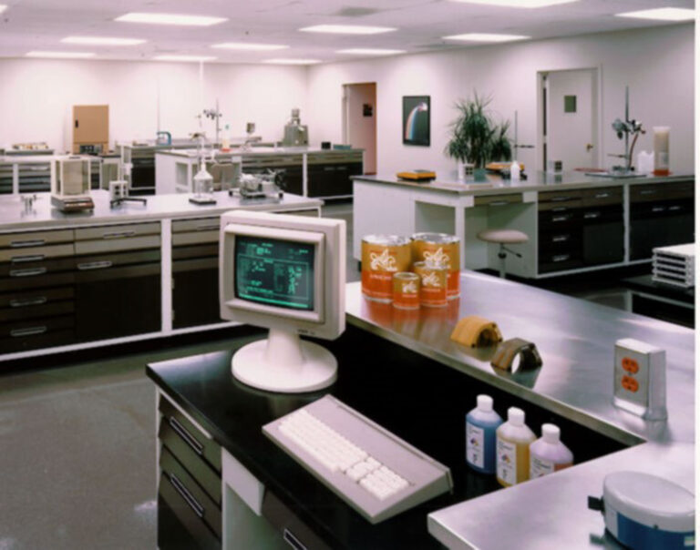 Universal Chemical & Coatings – Elgin, IL