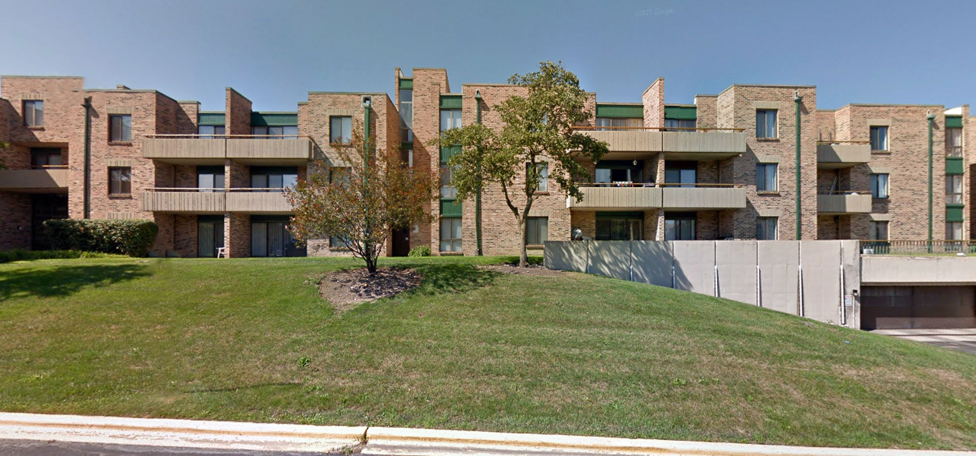Walden Apartments - Schaumburg, IL-2