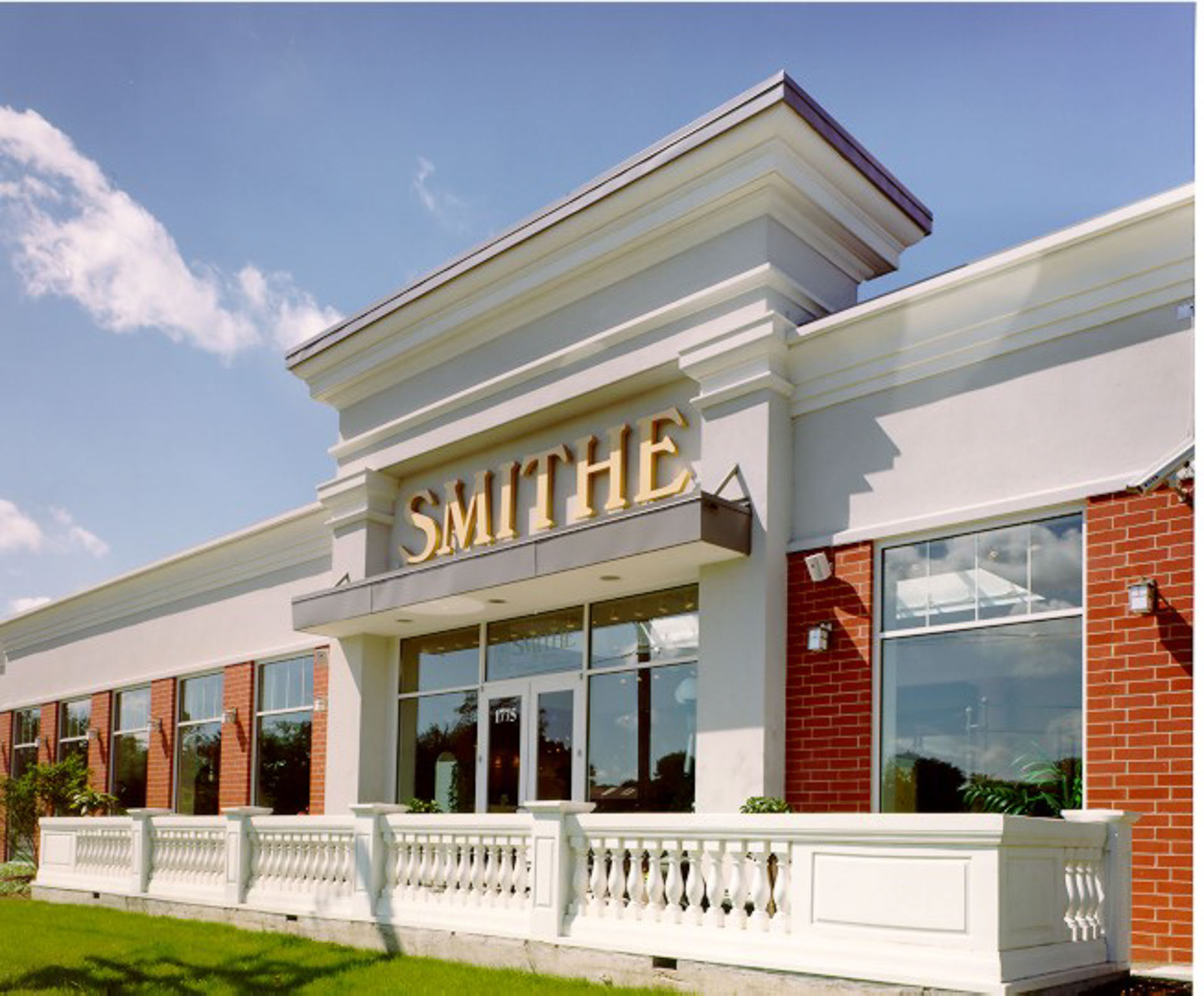 Walter E. Smithe Furniture - Arlignton Heights, IL-1
