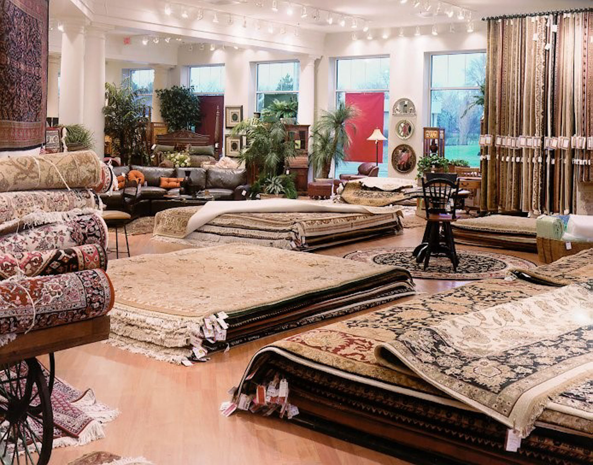 Walter E. Smithe Furniture - Arlignton Heights, IL-2