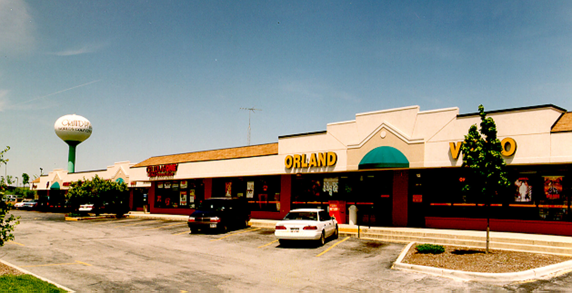 Waterfall Plaza - Orland Park, IL